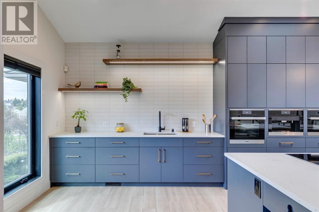 3132 Signal Hill Drive SW, Calgary, Alberta