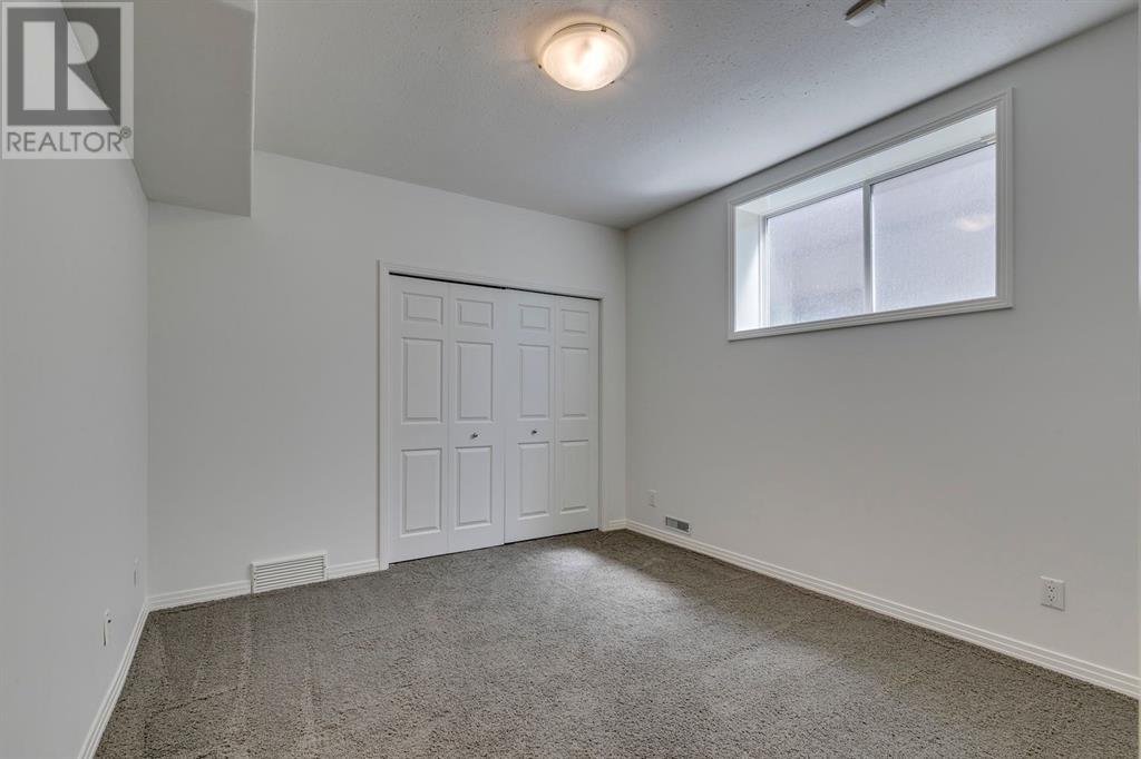 Single Family House Bungalow for Sale in  Signal Hill Drive SW Signal Hill Calgary 