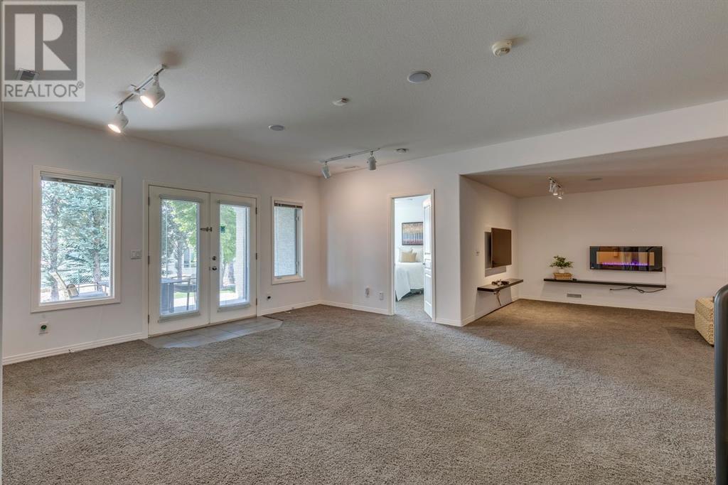 Single Family House Bungalow for Sale in  Signal Hill Drive SW Signal Hill Calgary 