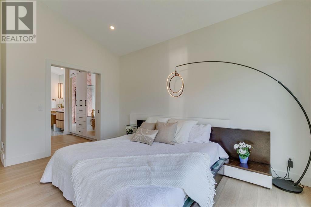 Single Family House Bungalow for Sale in  Signal Hill Drive SW Signal Hill Calgary 