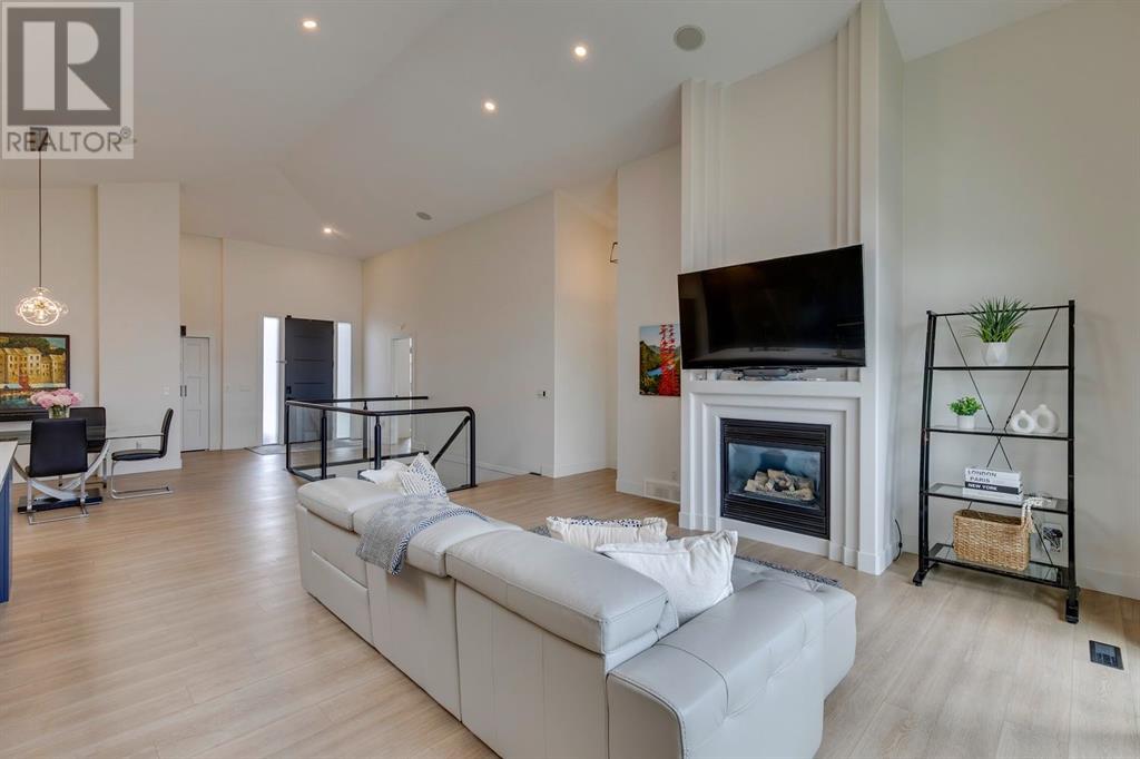 Single Family House Bungalow for Sale in  Signal Hill Drive SW Signal Hill Calgary 