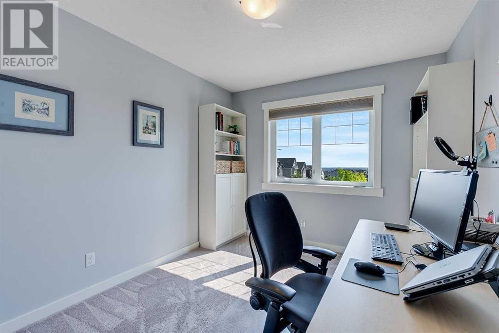 Single Family House for Sale in  Nolancrest Heights NW Nolan Hill Calgary 
