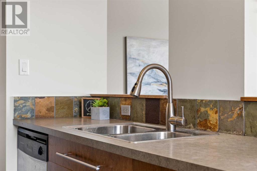 Single Family House for Sale in   A Street SW Bankview Calgary 