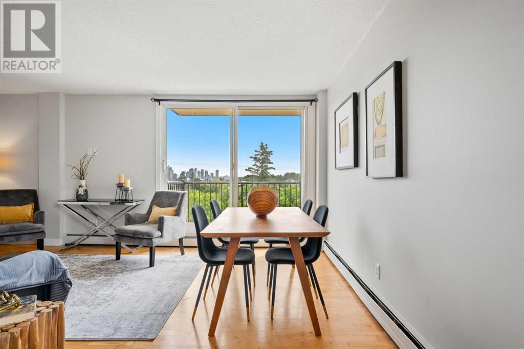 Single Family House for Sale in   A Street SW Bankview Calgary 