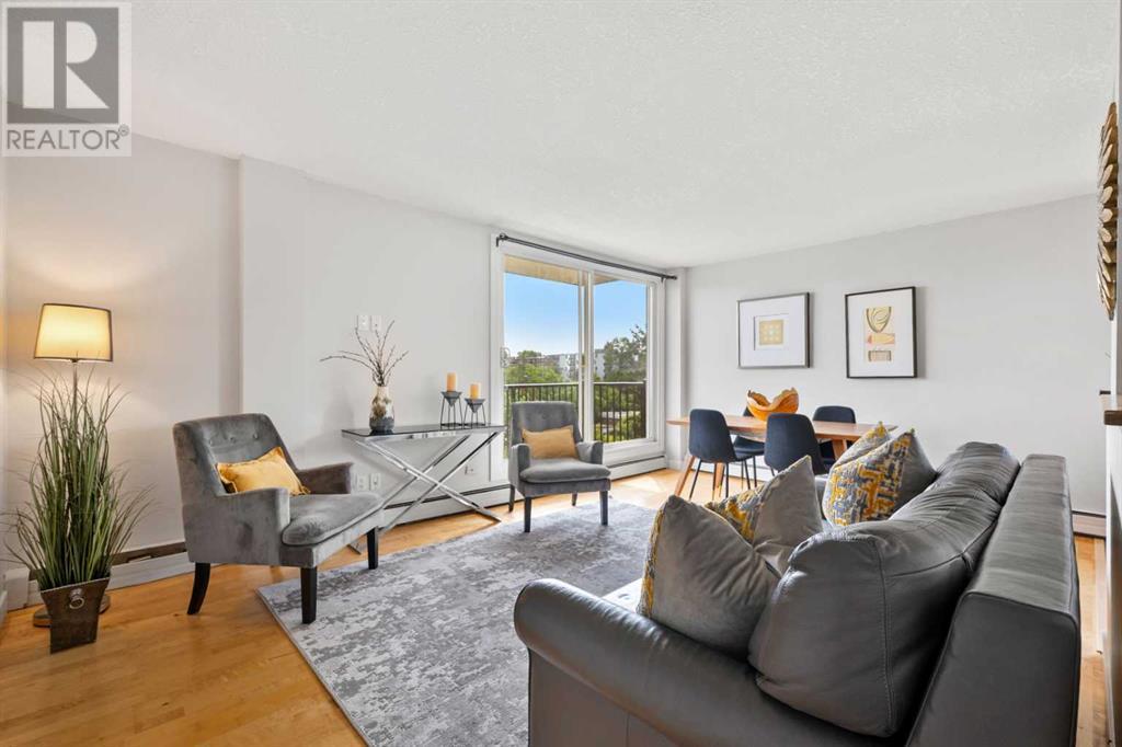 Single Family House for Sale in   A Street SW Bankview Calgary 