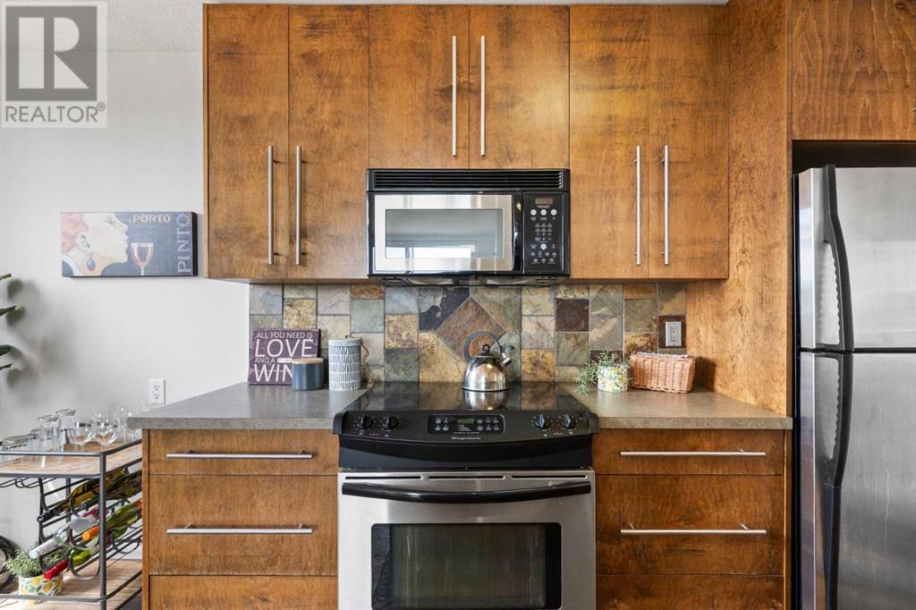 Single Family House for Sale in   A Street SW Bankview Calgary 