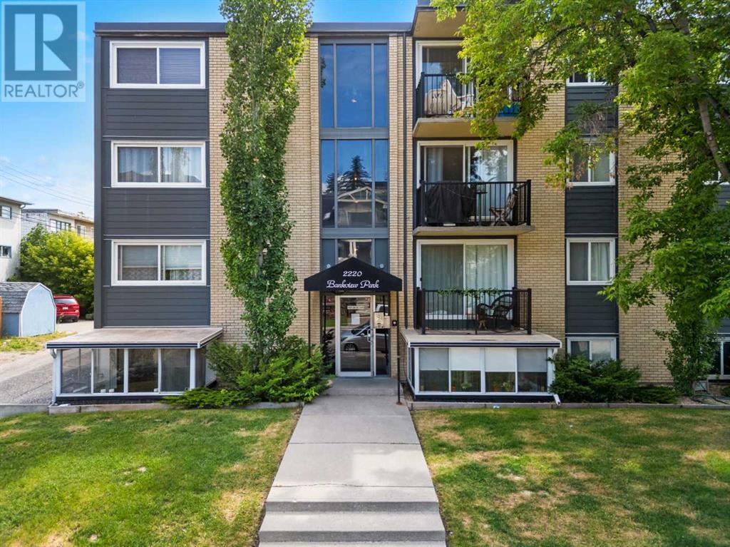 Single Family House for Sale in   A Street SW Bankview Calgary 