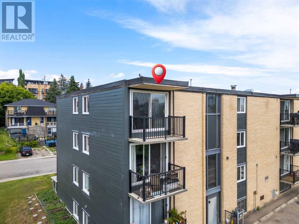 Single Family House for Sale in   A Street SW Bankview Calgary 