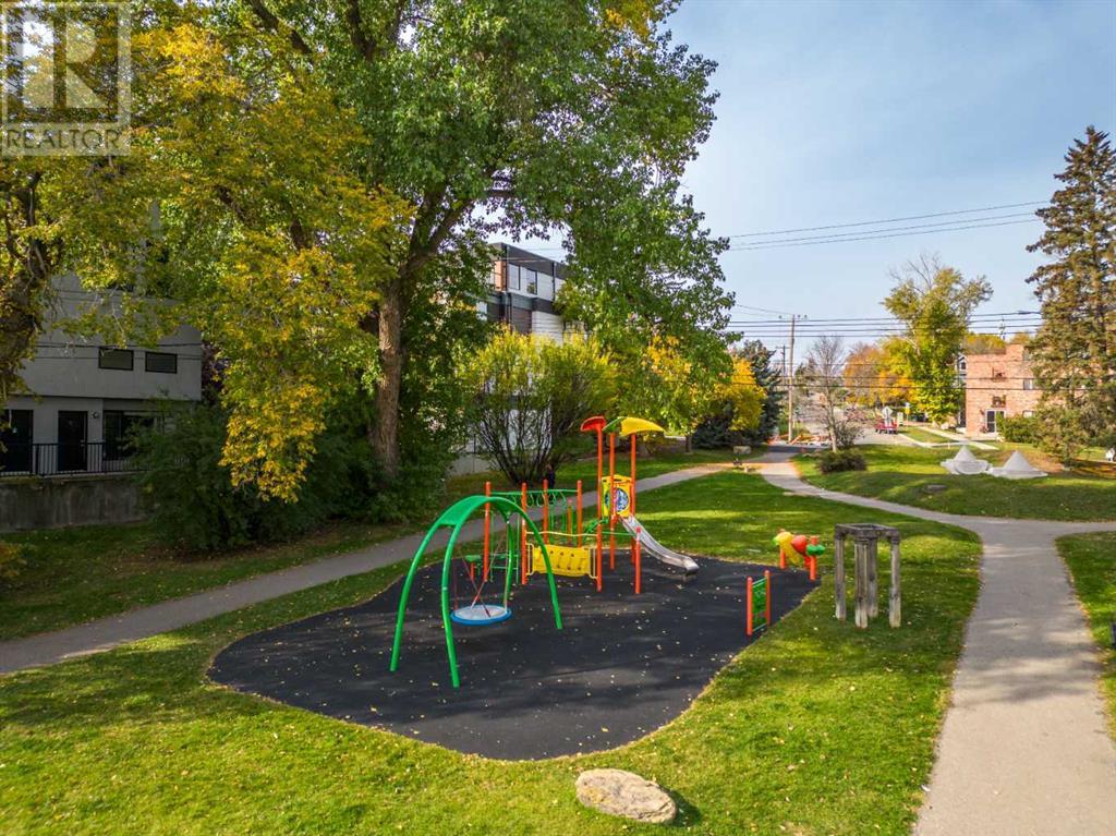 Single Family House for Sale in   A Street SW Bankview Calgary 
