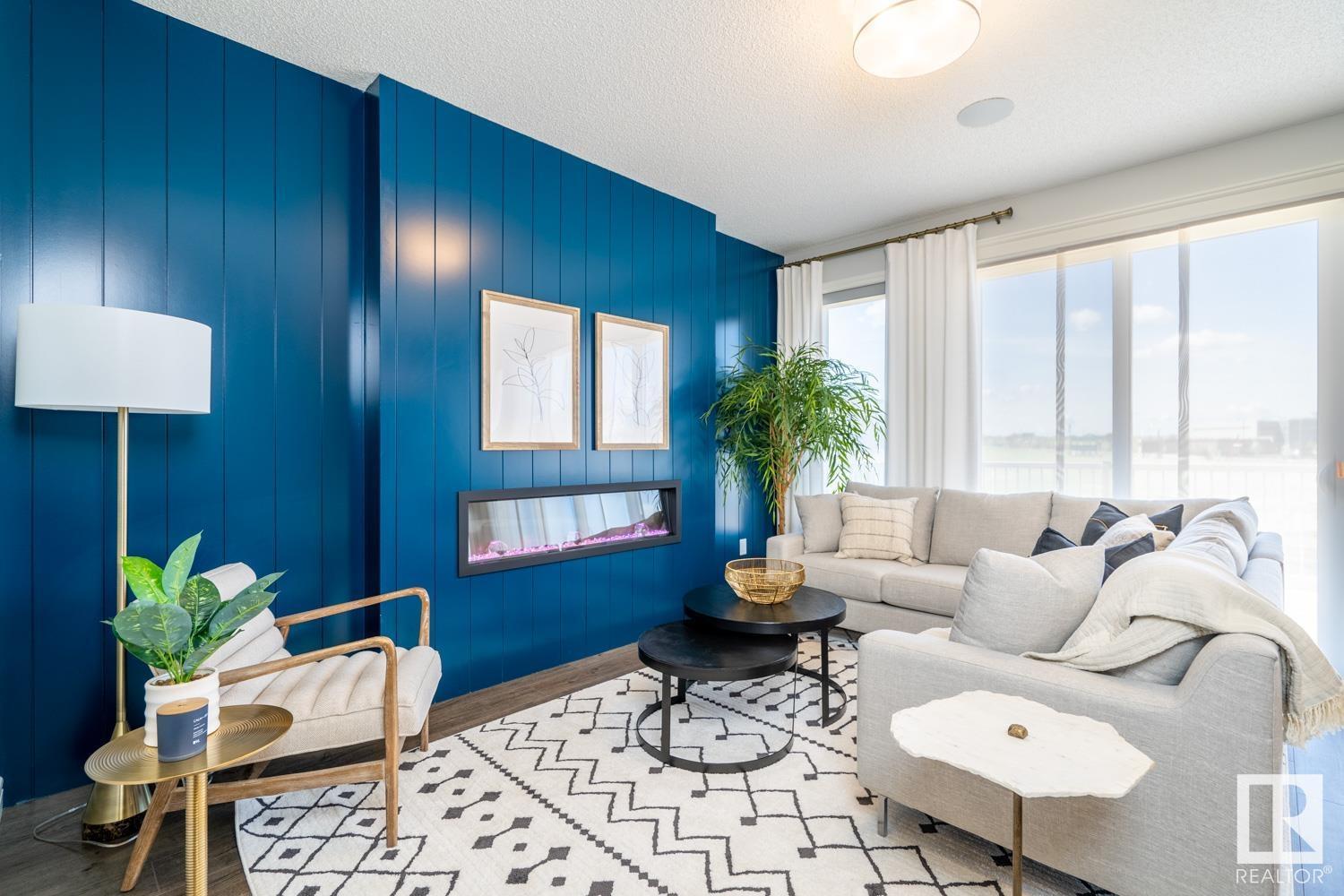 Photo 3 of 12124 34 Av Sw, Edmonton AB