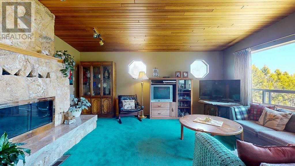 4377 MARBLE ROAD, Sechelt