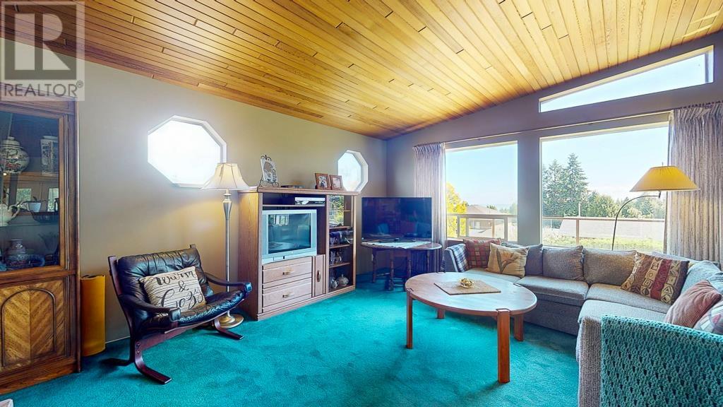 4377 MARBLE ROAD, Sechelt