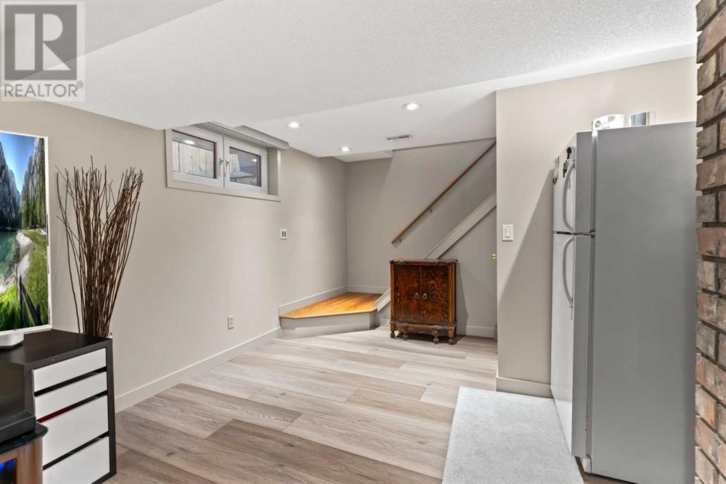 Single Family House Bungalow for Sale in  Granlea Place SW Glendale Calgary 