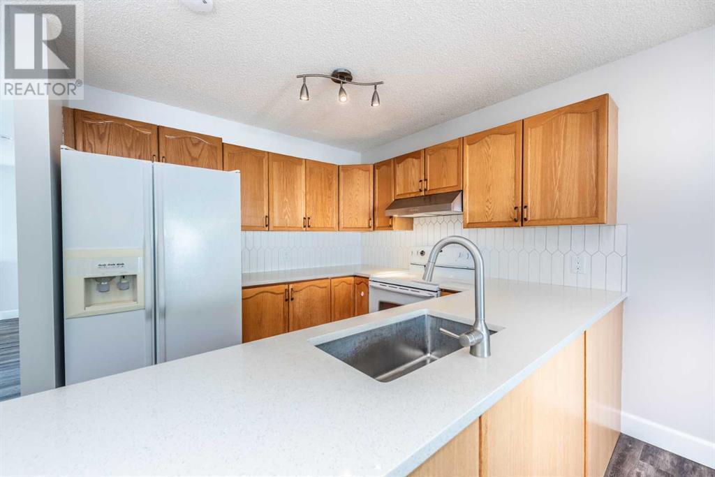 Single Family House for Sale in  Erin Woods Drive SE Erin Woods Calgary 