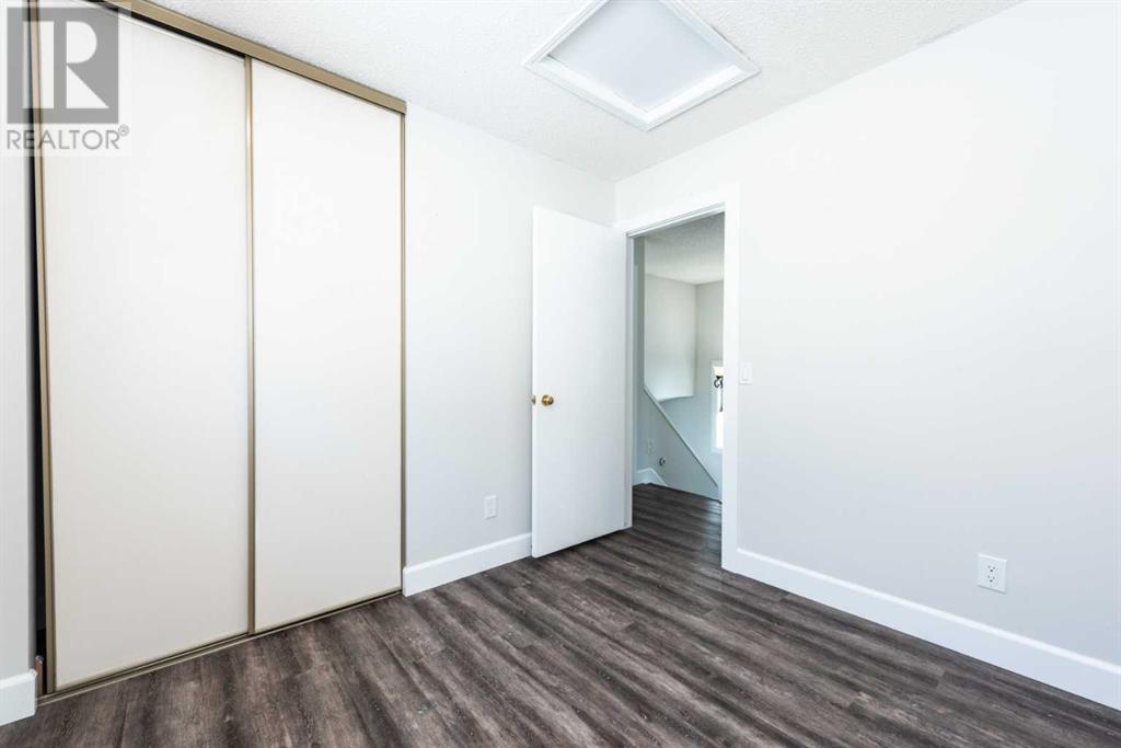 Single Family House for Sale in  Erin Woods Drive SE Erin Woods Calgary 