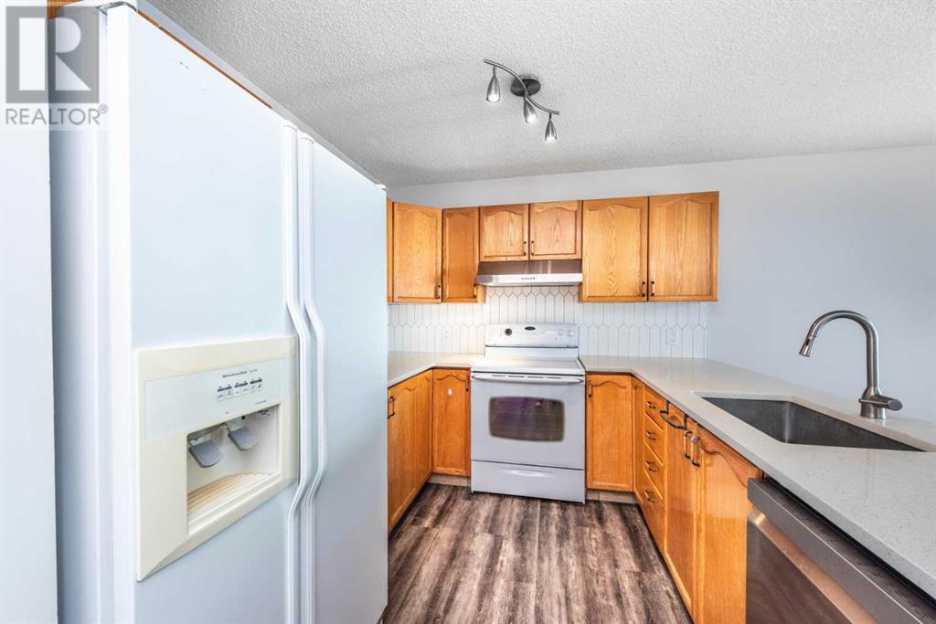Single Family House for Sale in  Erin Woods Drive SE Erin Woods Calgary 