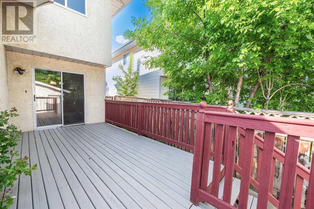 Single Family House for Sale in  Erin Woods Drive SE Erin Woods Calgary 