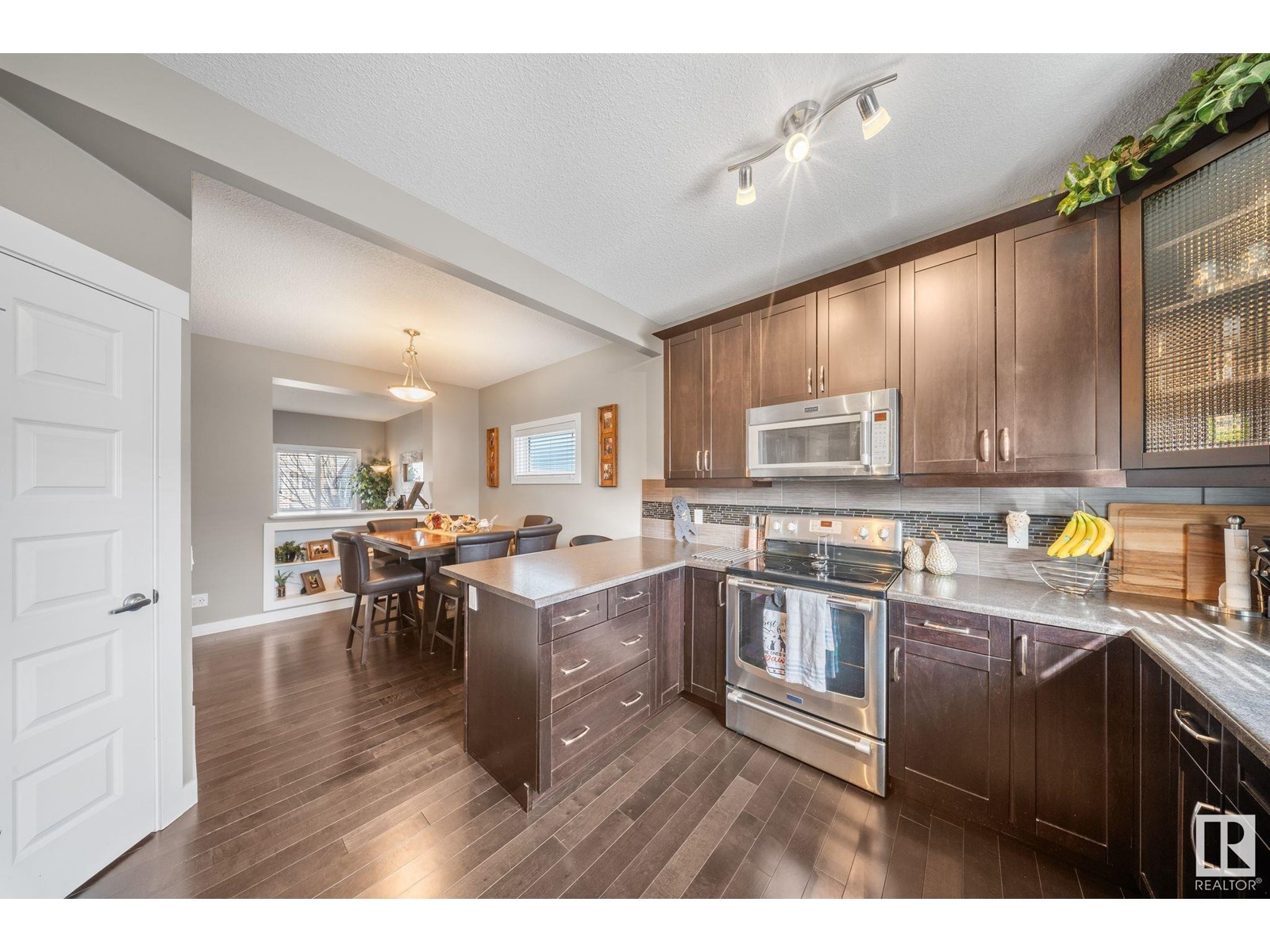 Photo 14 of 8107 224 St Nw Nw, Edmonton AB