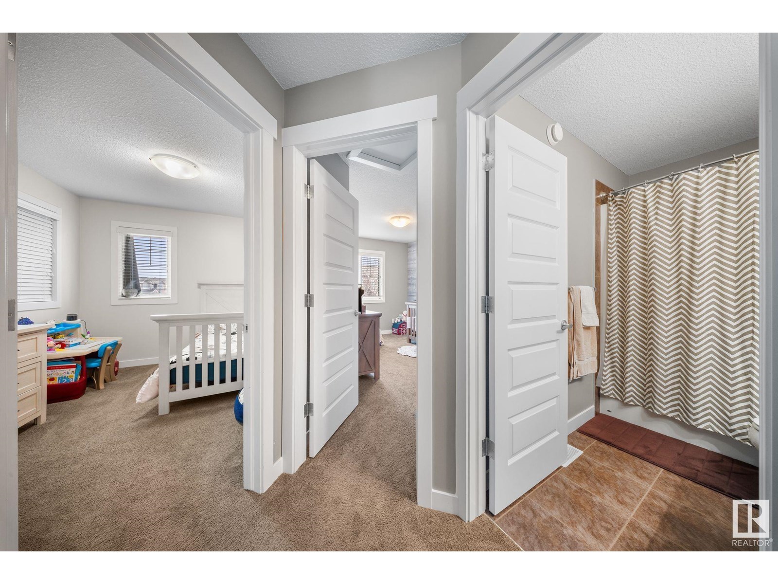 Photo 23 of 8107 224 St Nw Nw, Edmonton AB