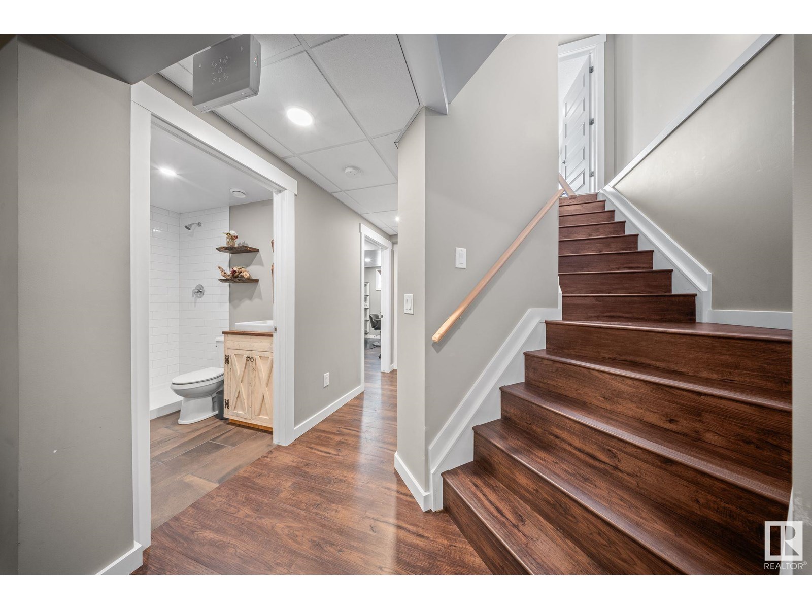 Photo 33 of 8107 224 St Nw Nw, Edmonton AB