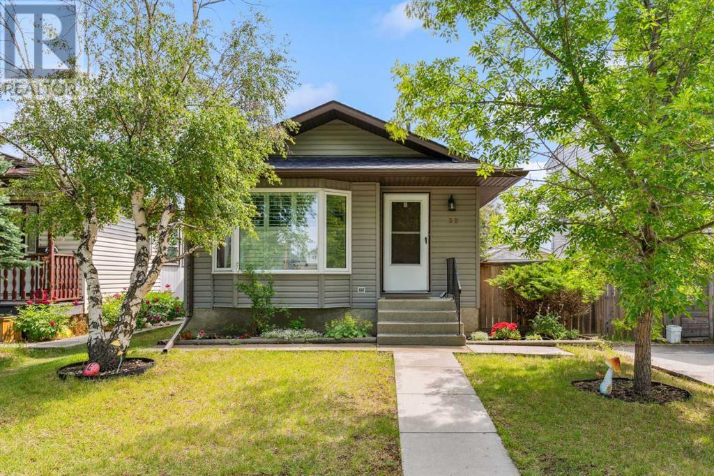 32 Tararidge Drive NE, Calgary, Alberta