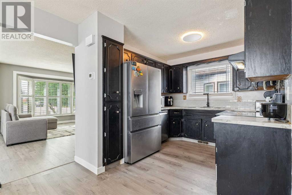 Single Family House 4 Level for Sale in  Tararidge Drive NE Taradale Calgary 