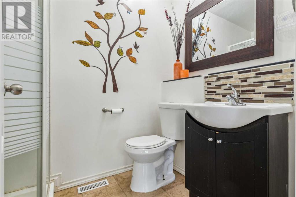 Single Family House 4 Level for Sale in  Tararidge Drive NE Taradale Calgary 