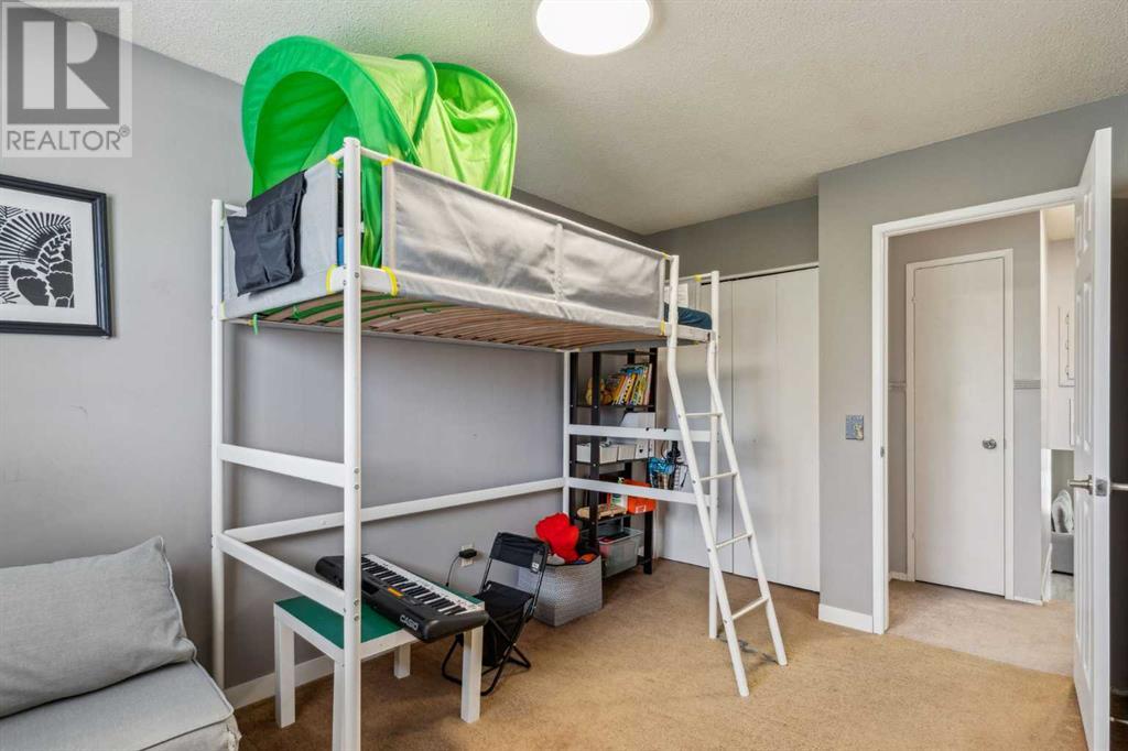 Single Family House 4 Level for Sale in  Tararidge Drive NE Taradale Calgary 