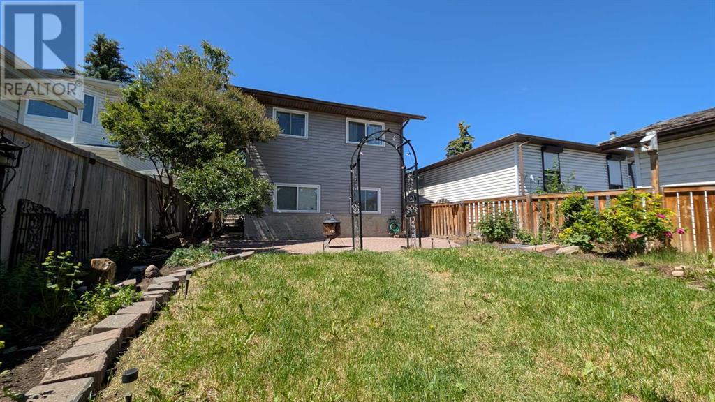 Single Family House 4 Level for Sale in  Tararidge Drive NE Taradale Calgary 