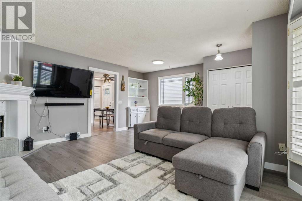 Single Family House 4 Level for Sale in  Tararidge Drive NE Taradale Calgary 