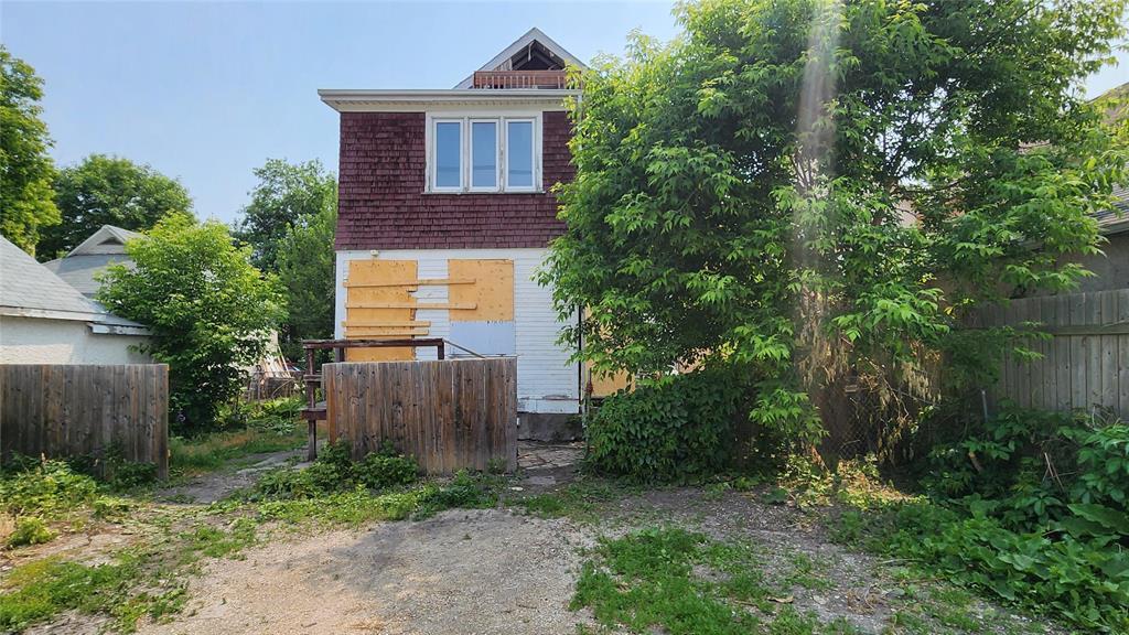 Photo 1 of 650 Agnes Street, Winnipeg MB