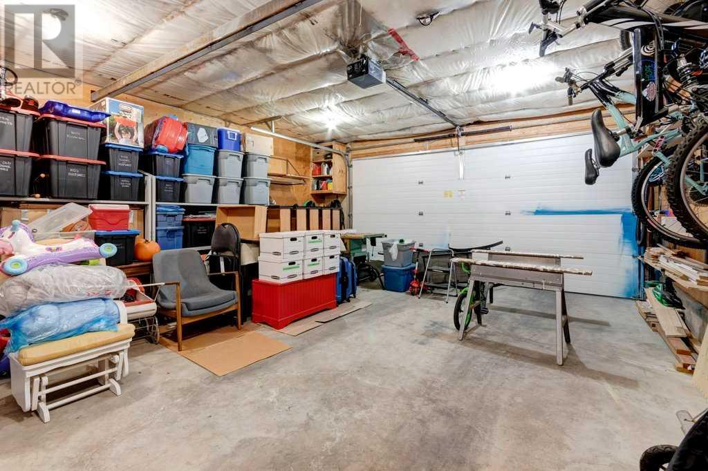 Single Family House for Sale in  Hidden Hills Road NW Hidden Valley Calgary 