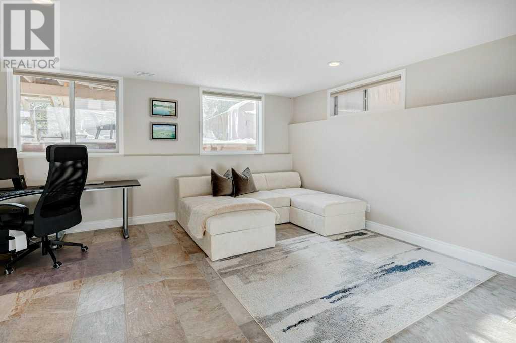 Single Family House for Sale in  Hidden Hills Road NW Hidden Valley Calgary 
