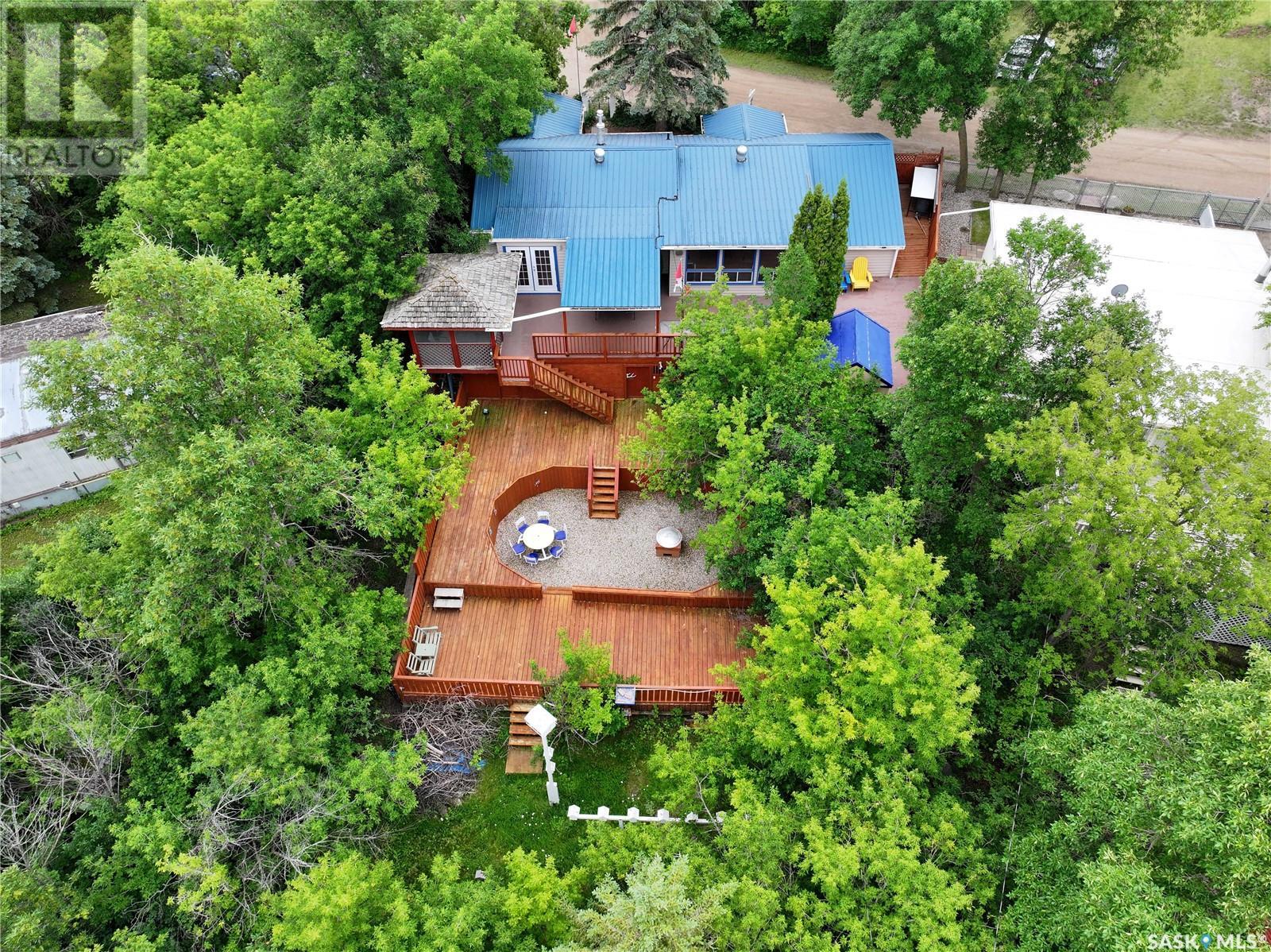 Photo 13 of 108 Briere Drive, Regina Beach SK