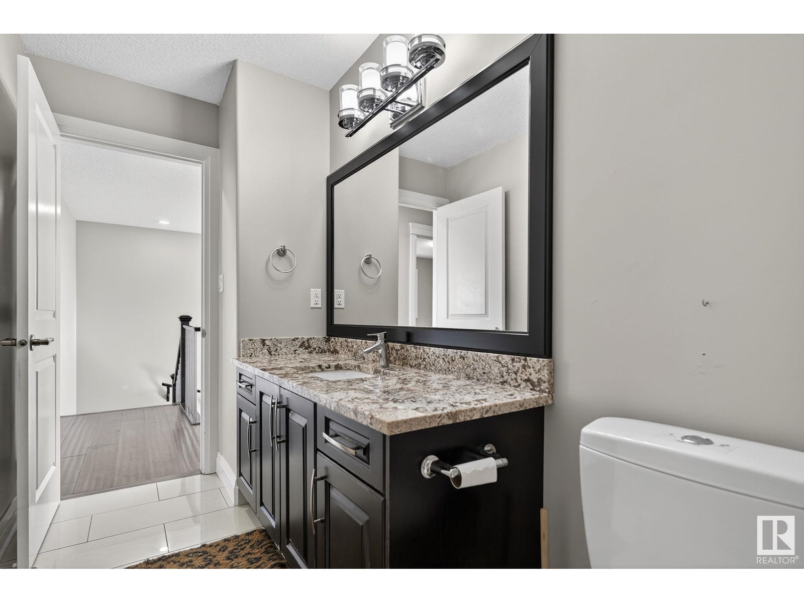 Photo 47 of 16268 137 St Nw, Edmonton AB
