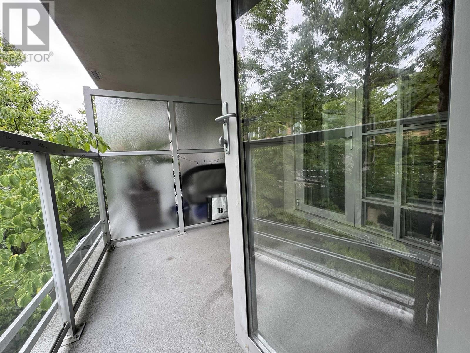 Photo 12 of 208 9373 Hemlock Drive, Richmond BC