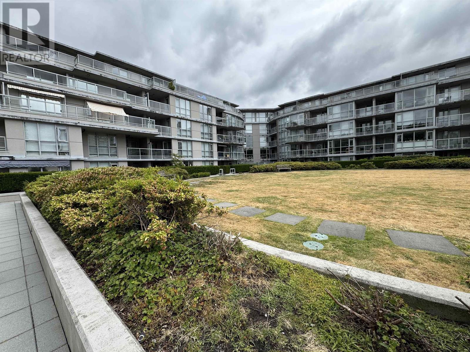 Photo 13 of 208 9373 Hemlock Drive, Richmond BC