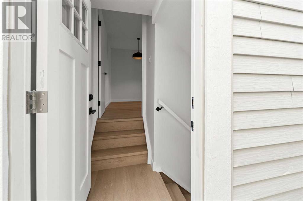 Single Family House for Sale in  Erin Ridge Road SE Erin Woods Calgary 