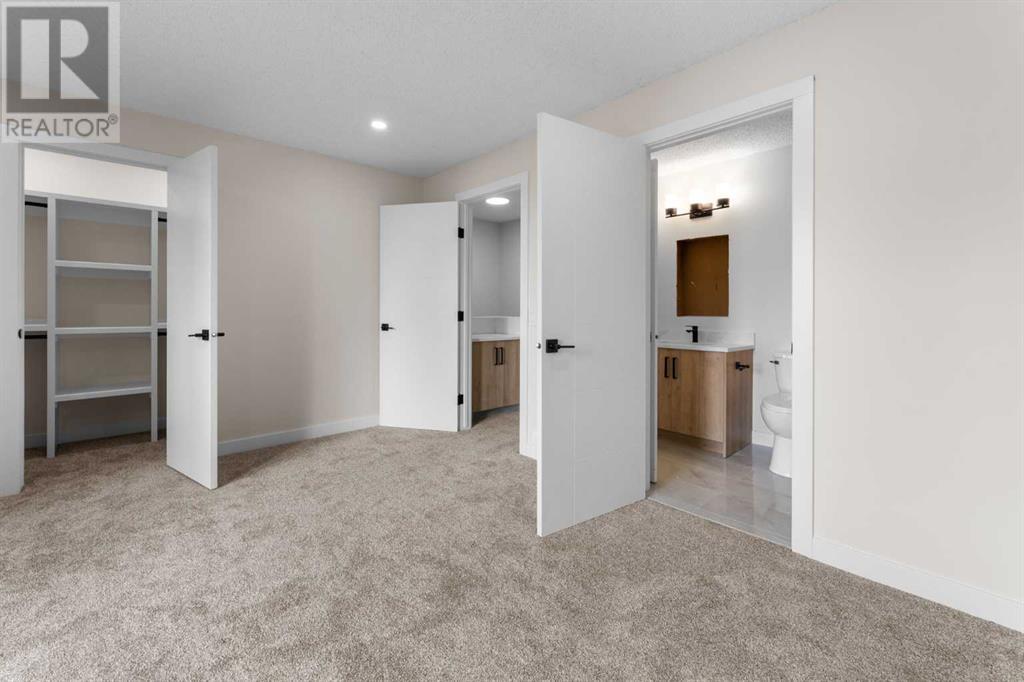 Single Family House for Sale in  Erin Ridge Road SE Erin Woods Calgary 