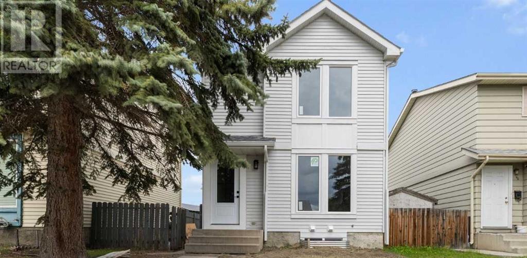 Single Family House for Sale in  Erin Ridge Road SE Erin Woods Calgary 