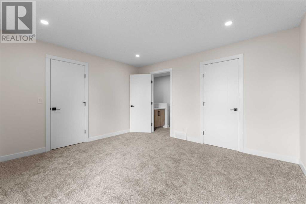 Single Family House for Sale in  Erin Ridge Road SE Erin Woods Calgary 