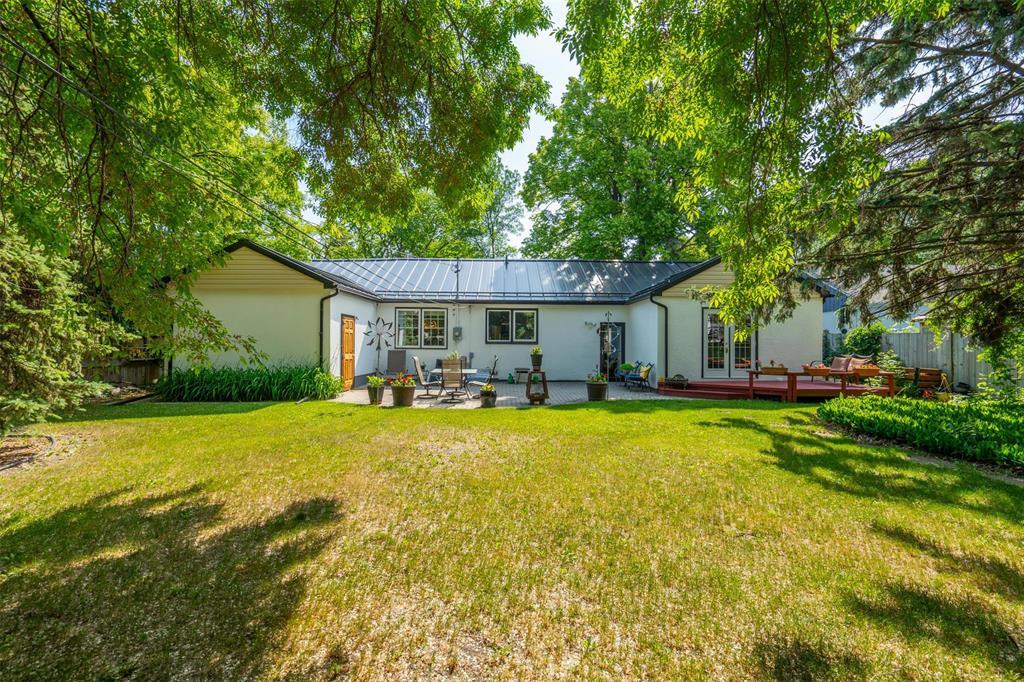 Photo 34 of 408 Hosmer Boulevard, Winnipeg MB