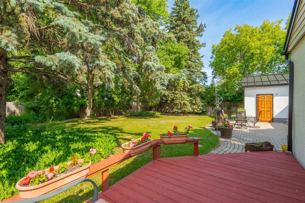 Photo 36 of 408 Hosmer Boulevard, Winnipeg MB