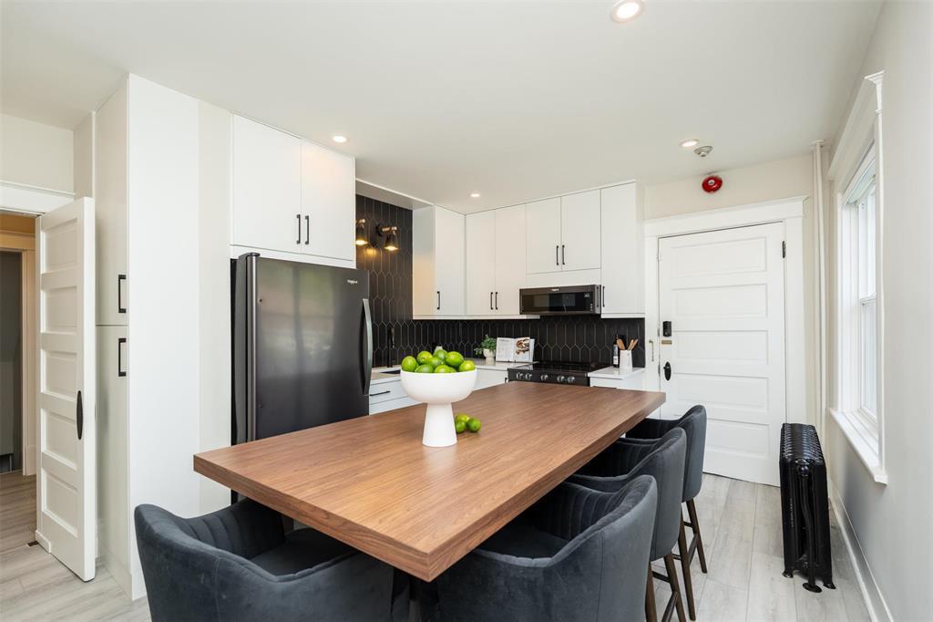 Photo 15 of 874 Dorchester Avenue, Winnipeg MB