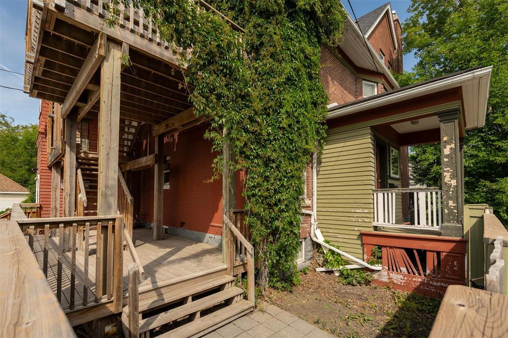 Photo 16 of 874 Dorchester Avenue, Winnipeg MB