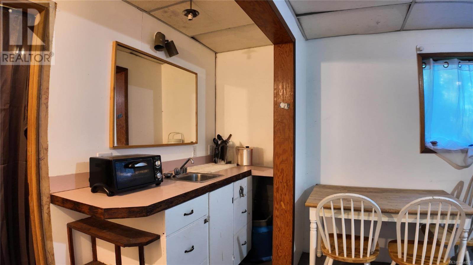 4480 Strachan Rd, Hornby Island