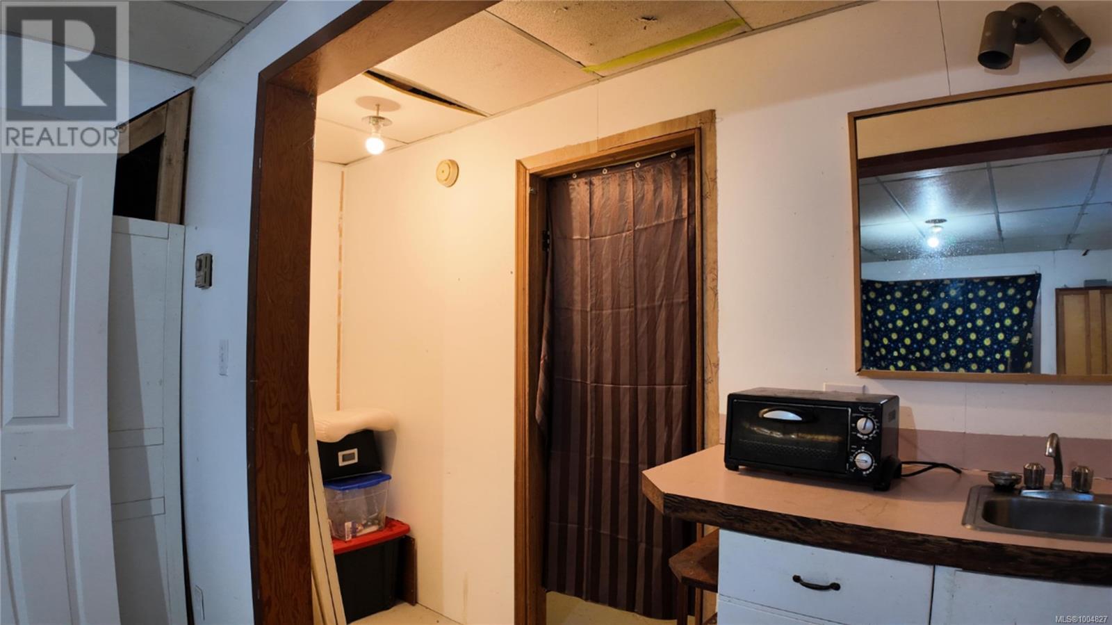 4480 Strachan Rd, Hornby Island