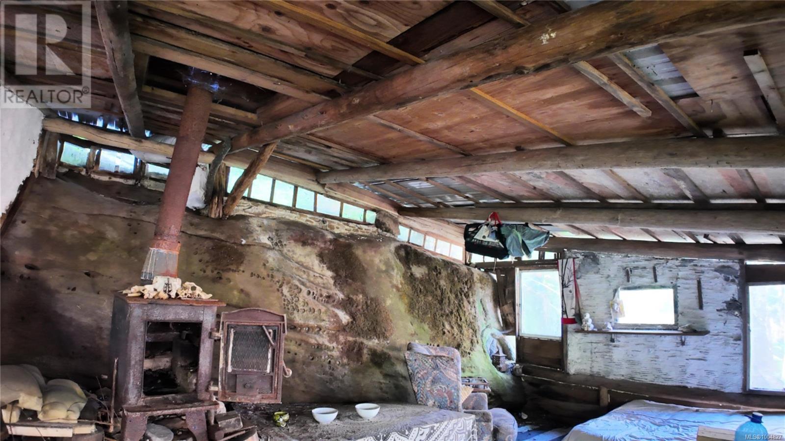 4480 Strachan Rd, Hornby Island