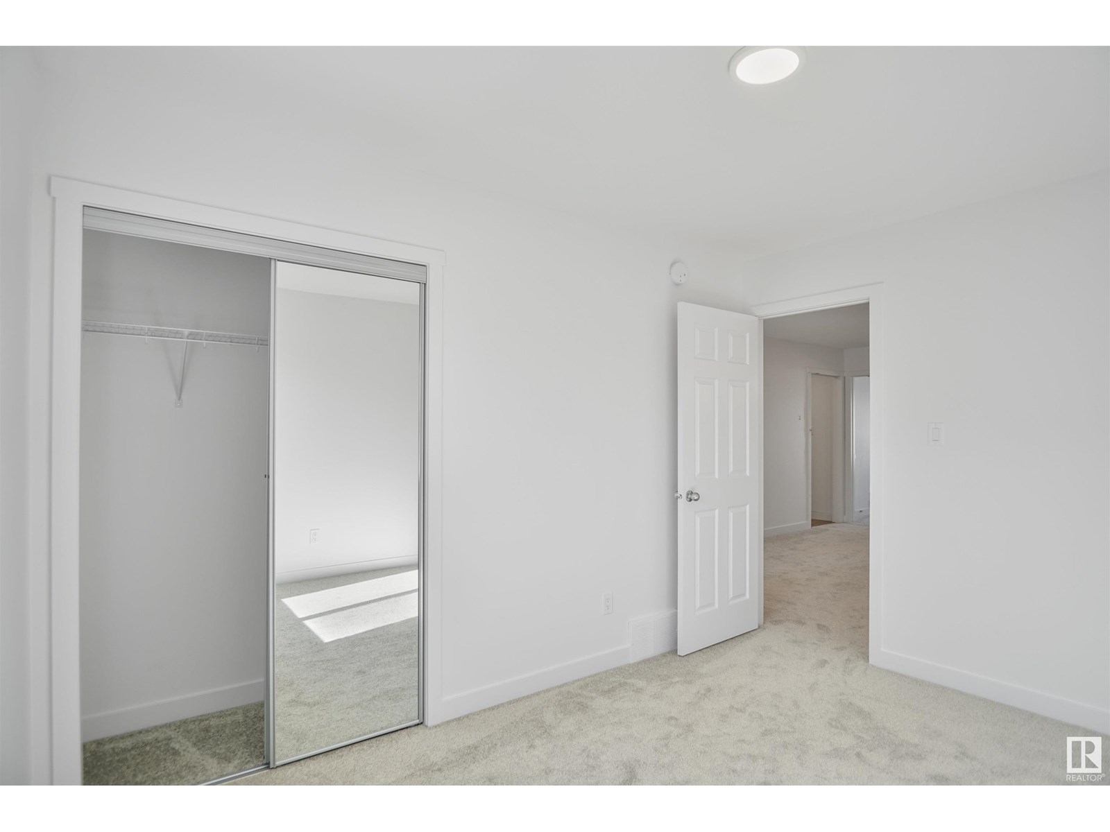 Photo 26 of 8504 183 Av Nw, Edmonton AB