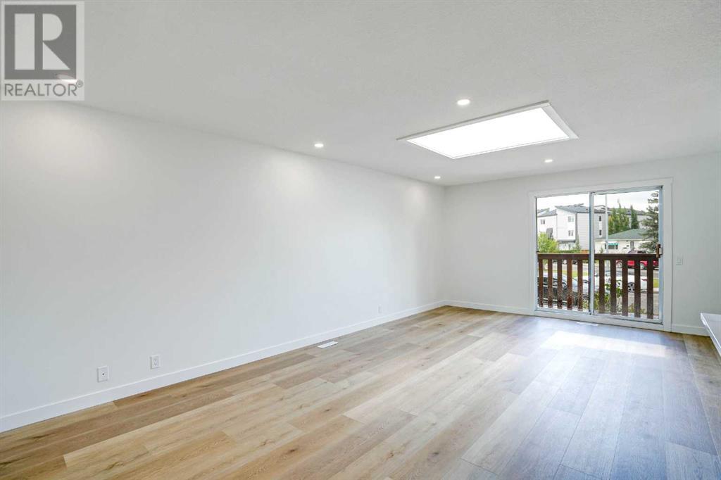 Single Family House Bi-level for Sale in   Avenue NW Bowness Calgary 